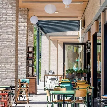 M&b Small Family - Close To Airport Express Station Apartmán *