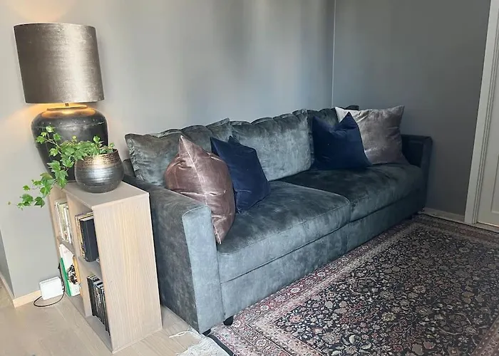 Apartamento M&b Small Family - 5 Min Train Ride To Center, 25 - Min To Airport *
